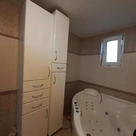 V&v Apartment